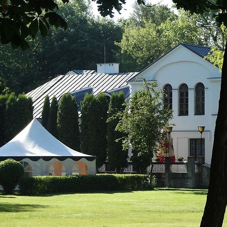 Hotel Wityng Ślesin Eksteriør billede